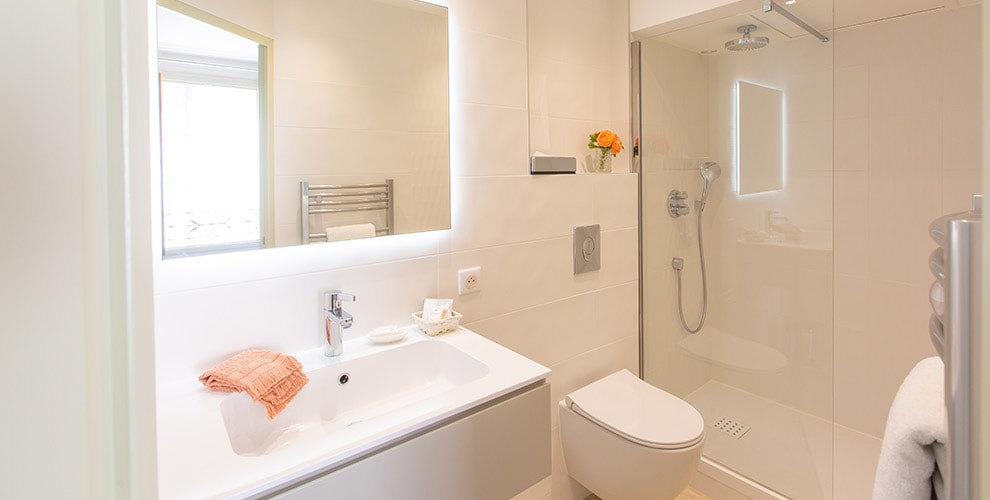 Les Armoiries de Valbonne - Modern 3-star hotel in the heart of the Riviera