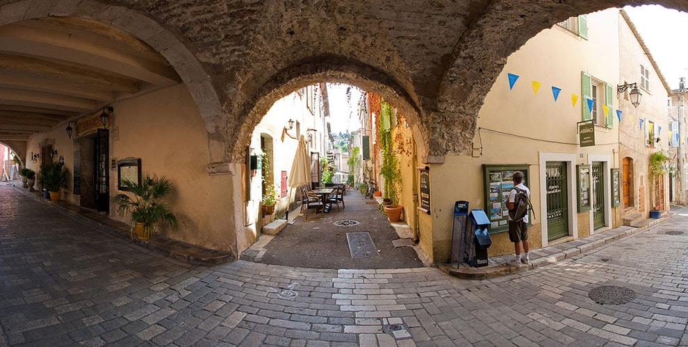 Les Armoiries de Valbonne - Modern 3-star hotel in the heart of the Riviera